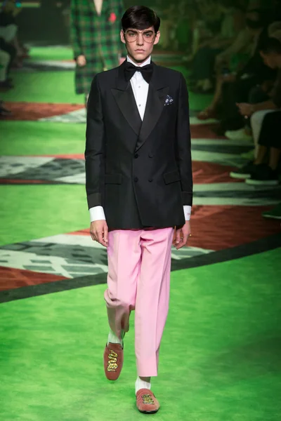 Look 42